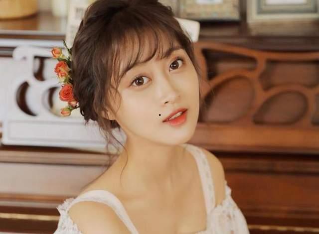 娱乐吃瓜孙侨潞遗照,娱乐圈吃瓜群众热议不断